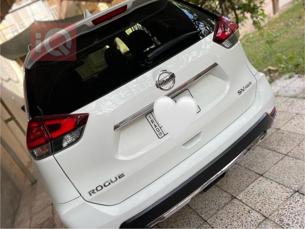 Nissan Rogue